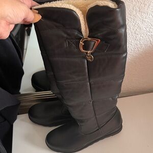 Women's Black Knee-High Boots